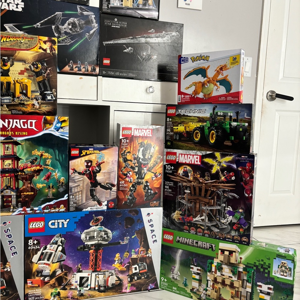 Legos - Picture 3 of 5
